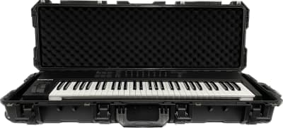 CASE 4004 TECLADO XL2