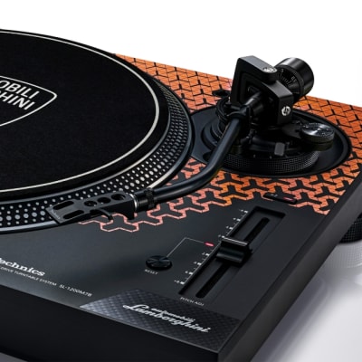 TECHNICS SL-1200 MK7B | LAMBORGINI EDITION1