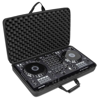 U8303BL Creator Controller Hardcase Extra Large Black MK2