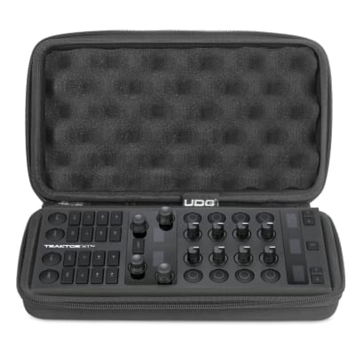 U8503BL UDG Creator NI Traktor X1 MK3 Hardcase Black