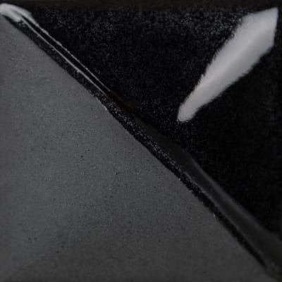 UG-50 JET BLACK