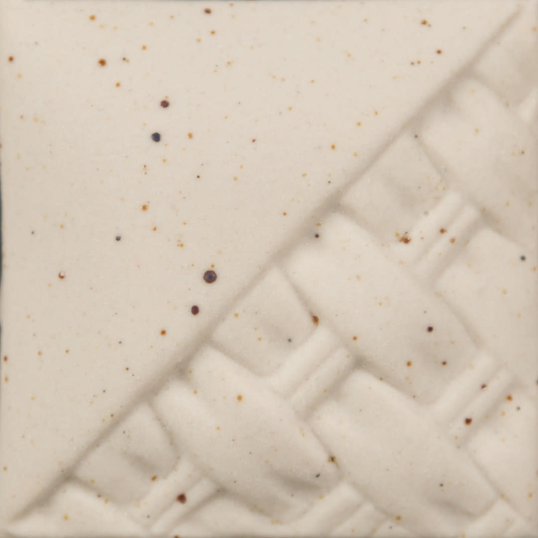 EG-002 Speckled Buff Engobe2