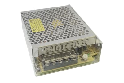 FUENTE DE PODER 12 VOLTIOS 2.5 AMPERES METÁLICA WEHO