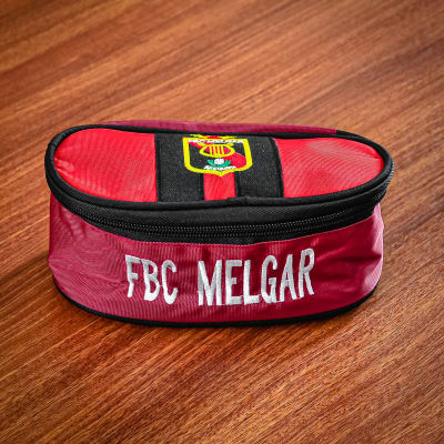 Cartuchera Rojinegra