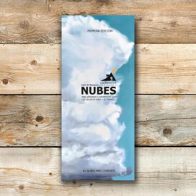 Guia Plegable Nubes. Para aprender a identificar y leer los cielos de Chile y el mundo