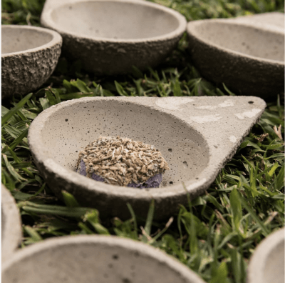 Sahumador de Cemento Trigangular Chico