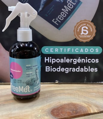 AROMATIZADOR AMBIENTE Y TELAS Aroma Durazno, Manzana y Frutillas 250 ml