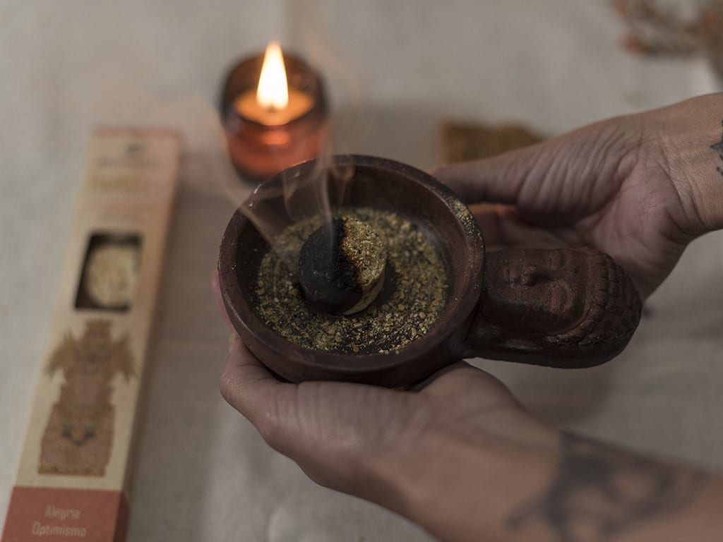 Pastillas Orgánicas Berry Kiss con Petalos de Jazmin - Aromanza1