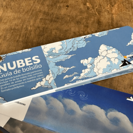 Pantonera de bolsillo Nubes4