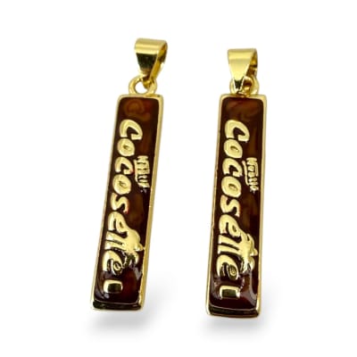 Dije colgante esmaltado cocosette venezolano 25x6 mm baño de oro / unidad