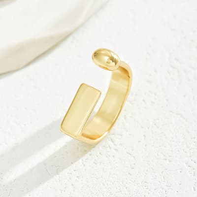 Anillo ajustable minimalista rectangular baño de oro / unidad