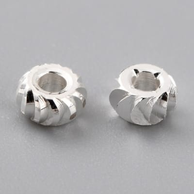 Separador redondo ranura 4 mm baño de plata / 10 uds