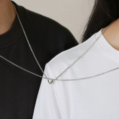 Regalos San Valentin collar pareja corazón imantado / set