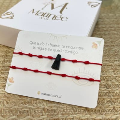 Pulsera y tobillera 7 nudos hilito rojo de protección con azabache / unidad