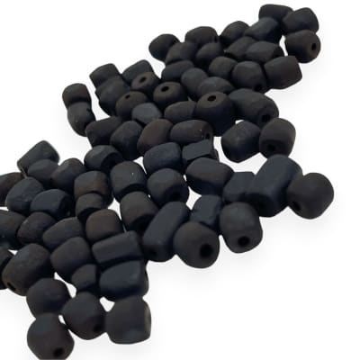 Dije pasador azabache barril 5 a 8 mm / unidad