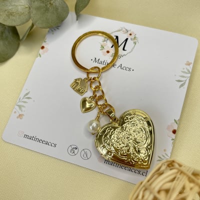 Llavero con relicario corazón dos fotos personalizado dorado / unidad