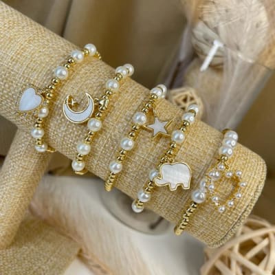 Pulsera elasticada de balines acero perla colgante / unidad