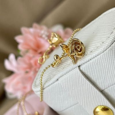Collar rosa encantada regalo especial / unidad