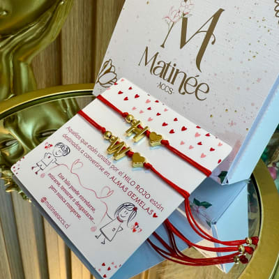 Pulsera hilito rojo parejas inicial corazon San Valentín  / set