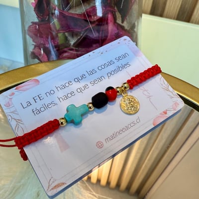 Pulsera hilito rojo protección con azabache San Miguel Arcángel / unidad