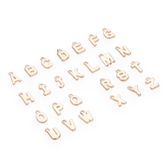 Letras colgantes abecedario 8.5 mm baño de oro / unidad 0