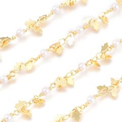 Cadena con perlas y hamsa colgantes baño de oro / metro 0