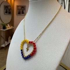 Collar con corazón tejido alambrismo con cristal / unidad 0