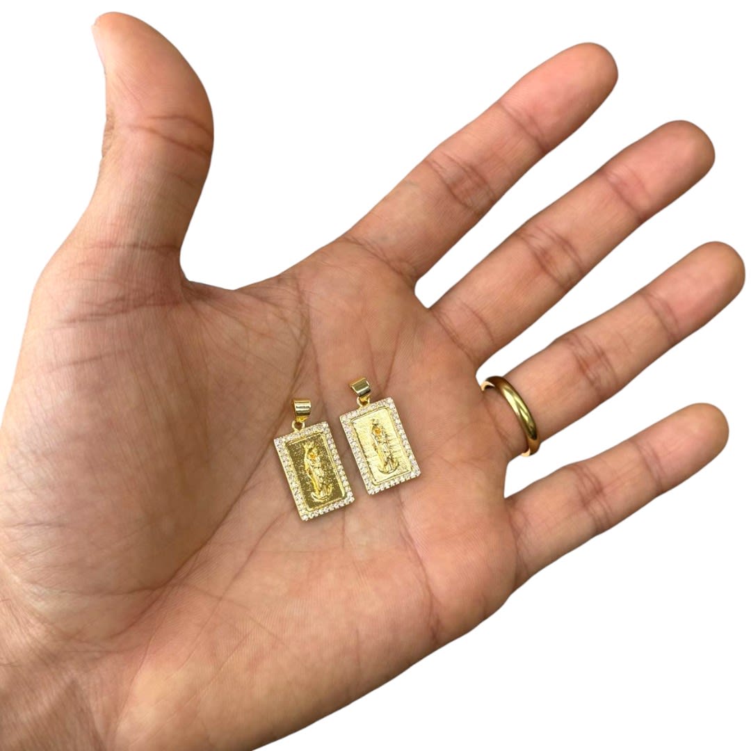 Dije colgante virgen Chiquinquirá 12x18 mm zircón baño oro / unidad2