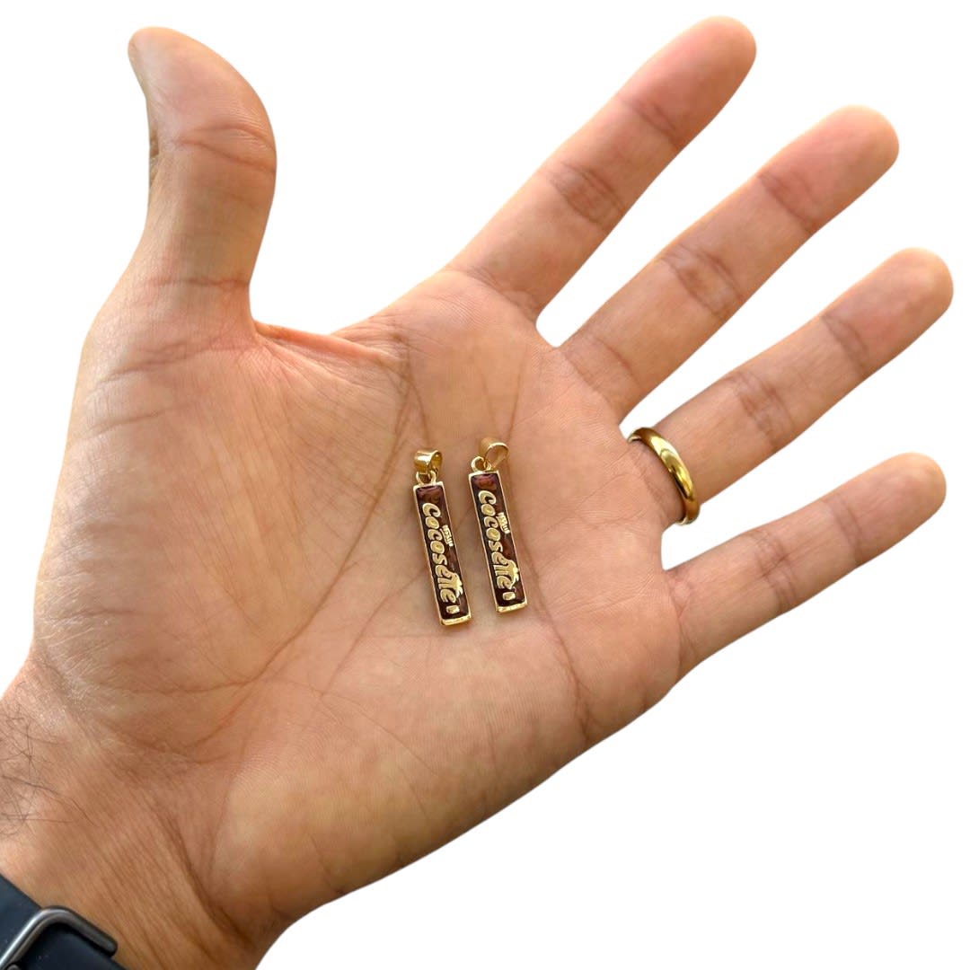 Dije colgante esmaltado cocosette venezolano 25x6 mm baño de oro / unidad2