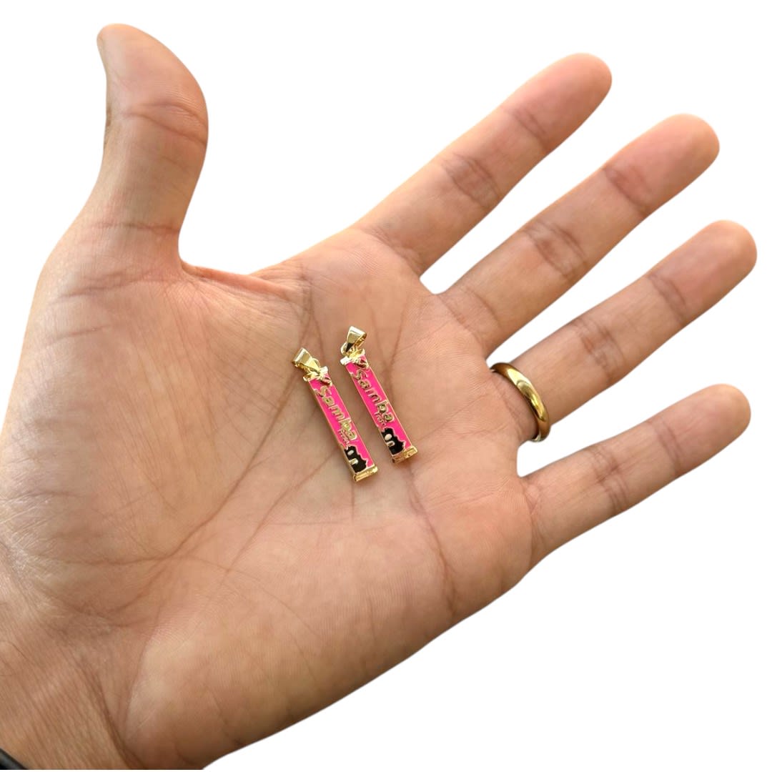 Dije colgante esmaltado samba venezolano 25x6 mm baño de oro / unidad2