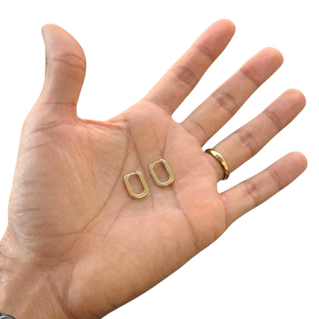 Aros argollas huggie rectangular 11x15 mm baño oro / par2