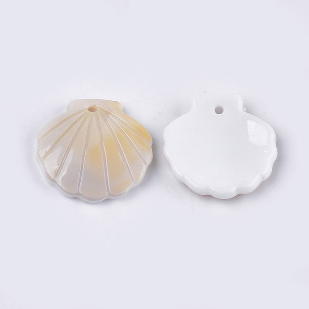 Dije colgante concha de mar 18.5 mm resina / unidad1