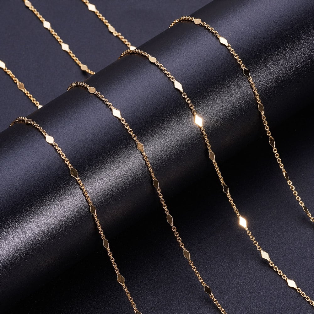 Cadena eslabón rombo 1.5 mm baño de oro / metro4