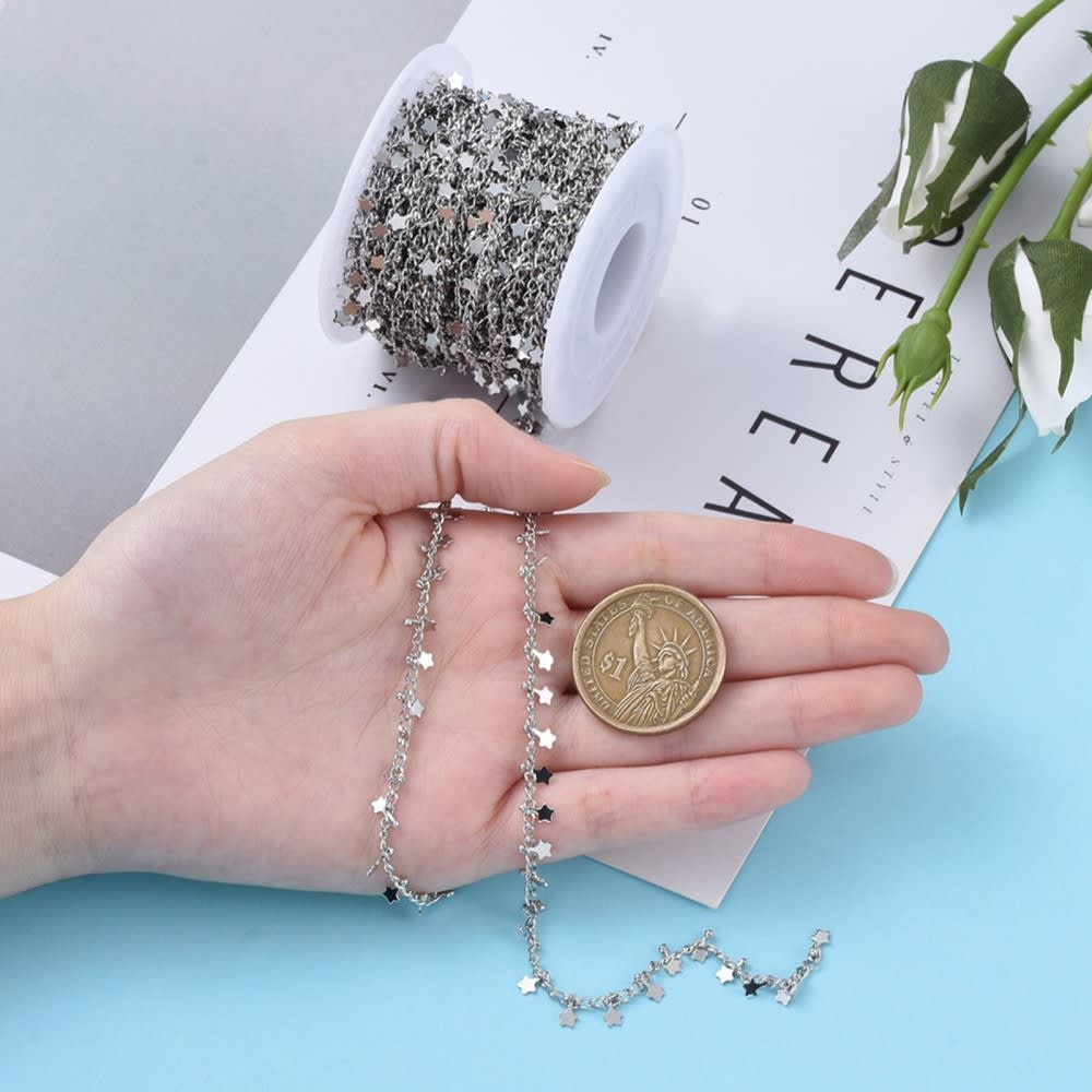 Cadena mini estrellas colgantes baño de oro platino / metro4