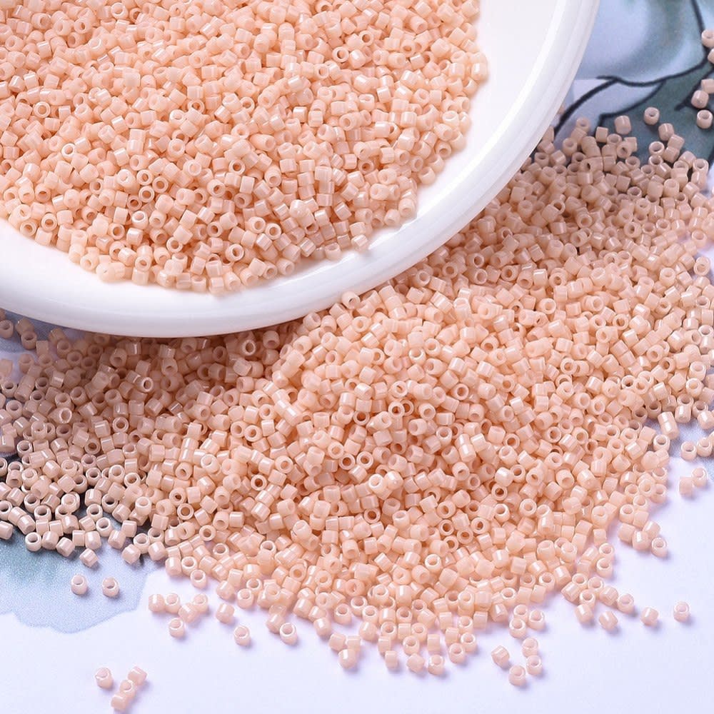 Cuentas Mostacilla Miyuki Delica 11/0 / gramo7