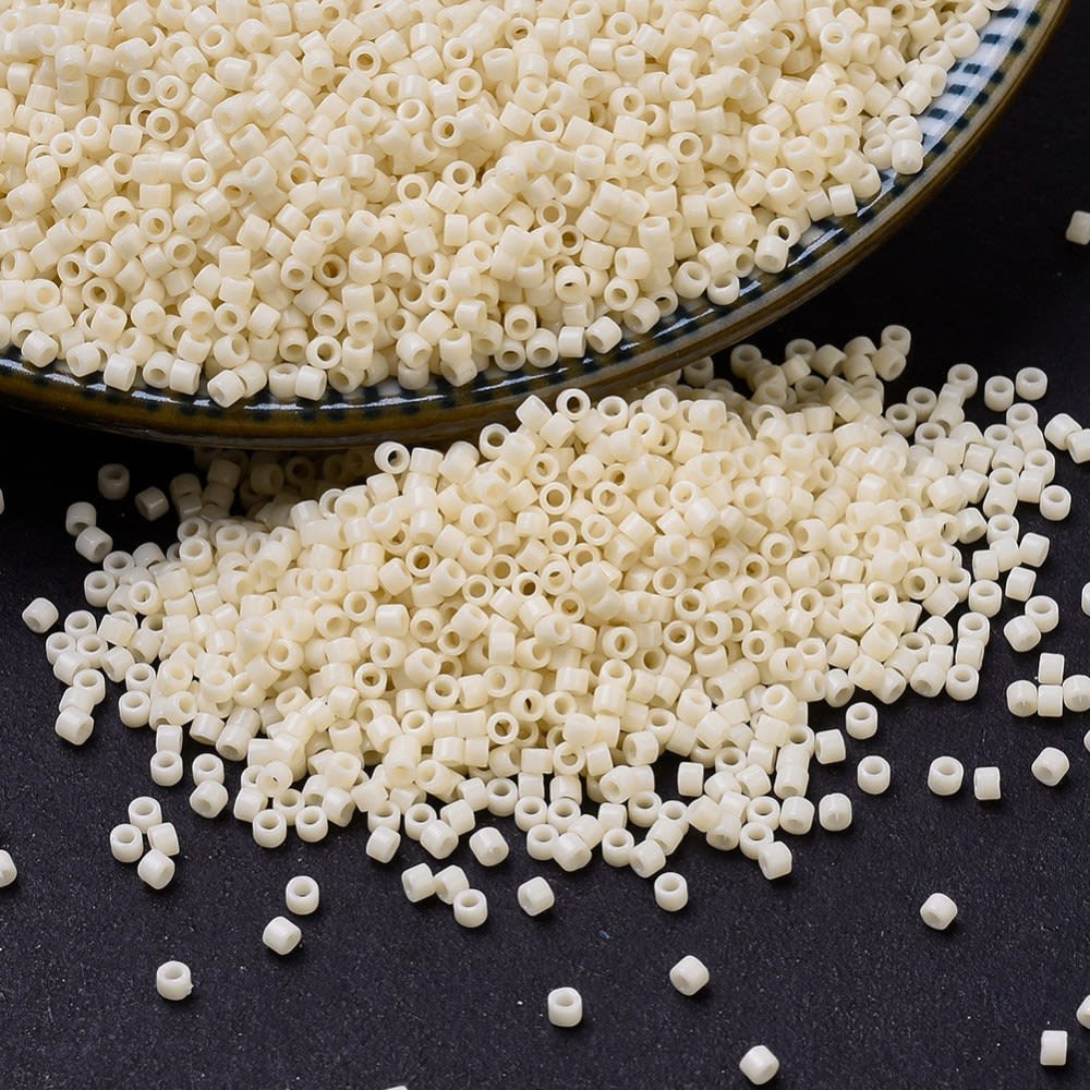 Mostacilla Cuentas de Miyuki Delica 11/0 / gramo9