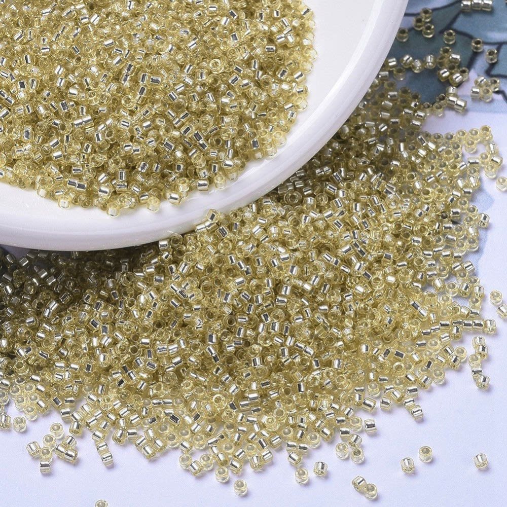 Cuentas Mostacilla Miyuki Delica 11/0 / gramo12