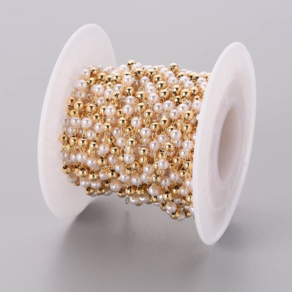 Cadena con perlas y balines  baño de oro / metro2
