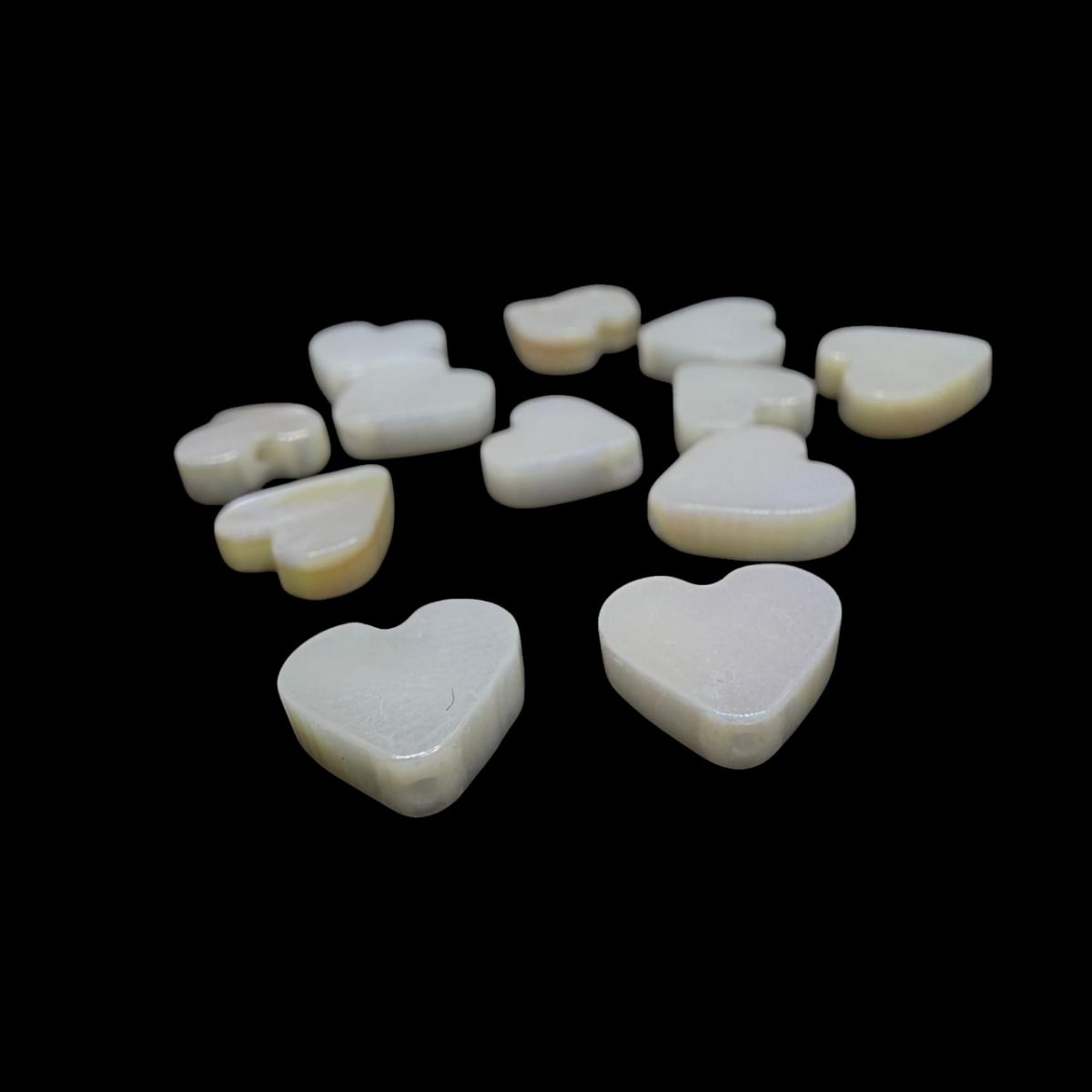 Abalorios cuentas corazón nácar tornasol / 12 unds8