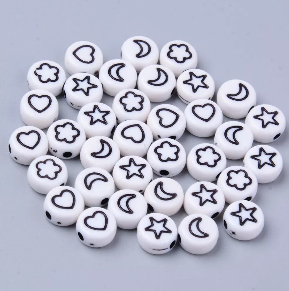 Cuenta redonda plástica pasadora estrella corazón luna / 10 grs2