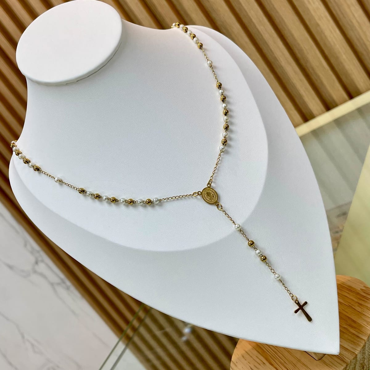 Rosario acero con perlas 4 mm acero dorado / unidad2