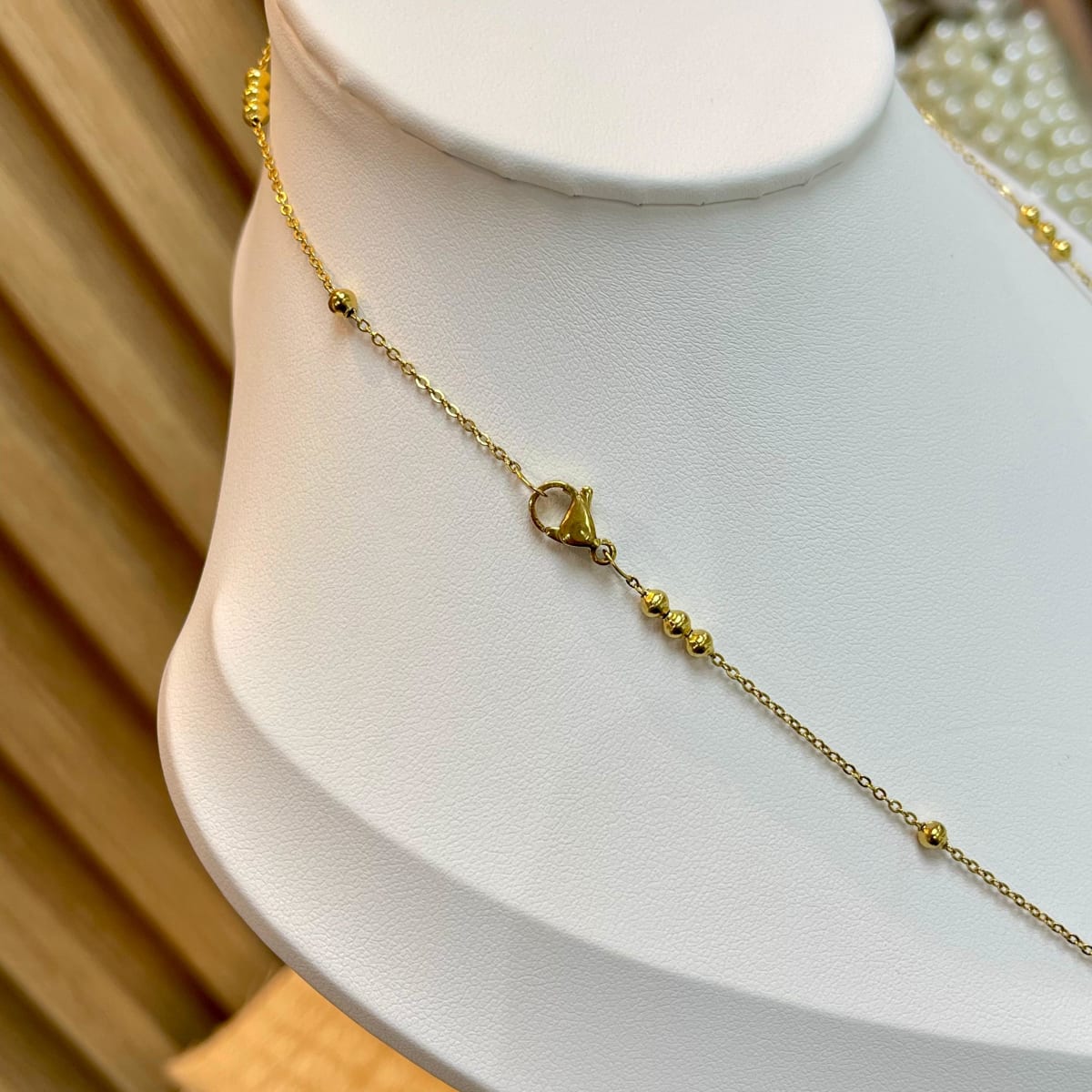 Collar con balines de 3 mm acero dorado / unidad2