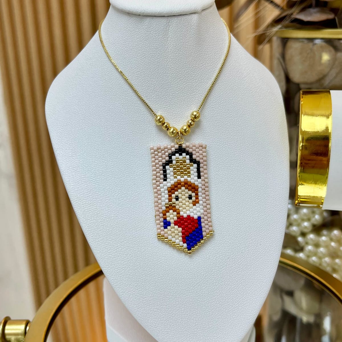 Accesorios con virgen chiquinquirá tejida rosa VTE / unidad3