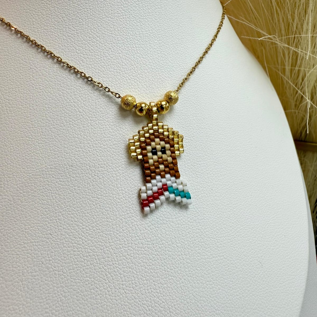 Collar con Jesús de la Misericordia tejido miyuki / unidad2