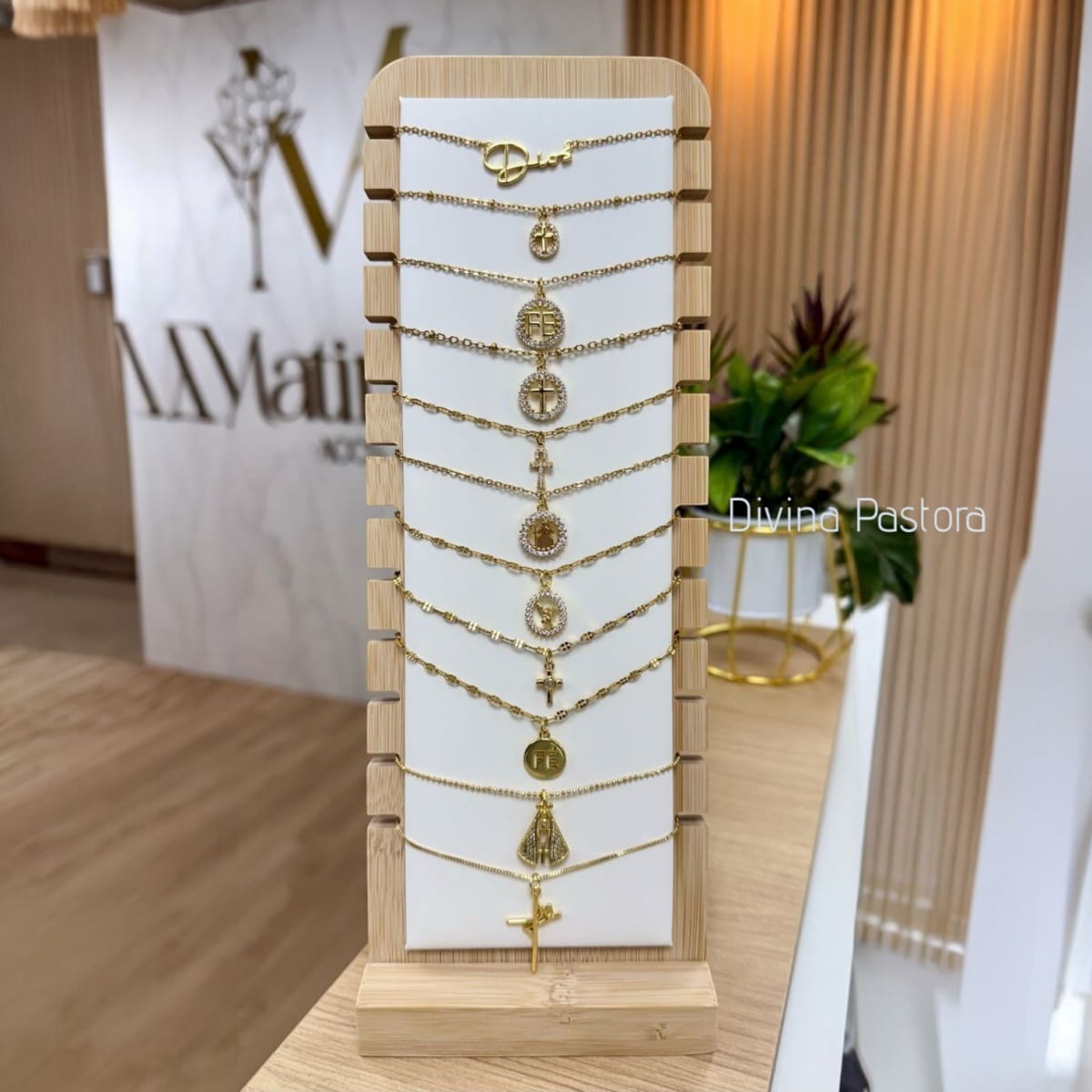 Collar con colgante religioso baño de oro VTE / unidad7