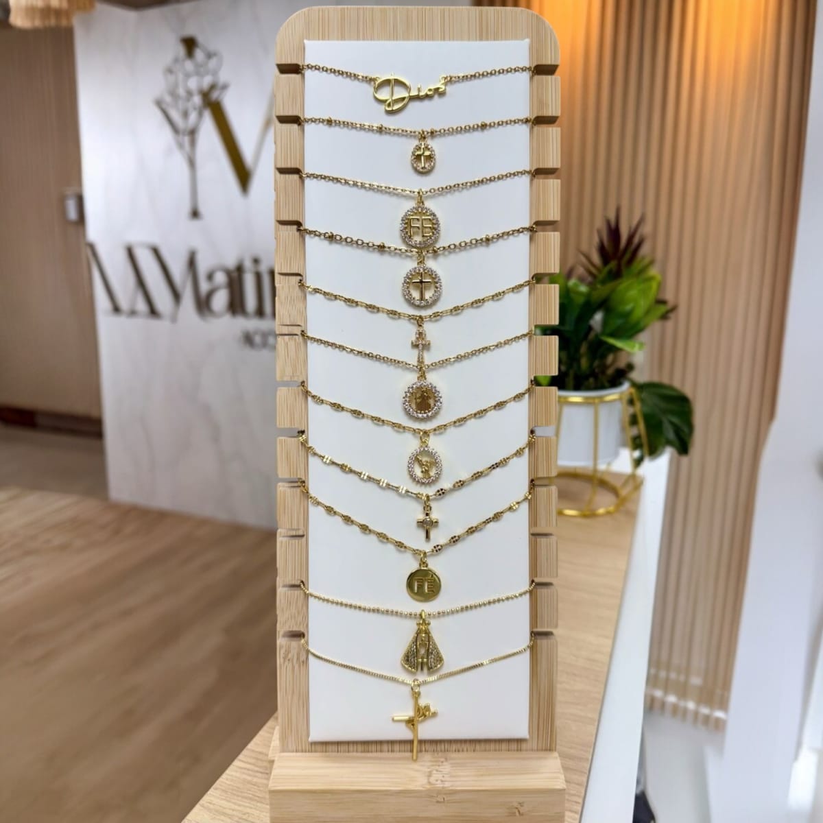 Collar con colgante religioso baño de oro VTE / unidad1