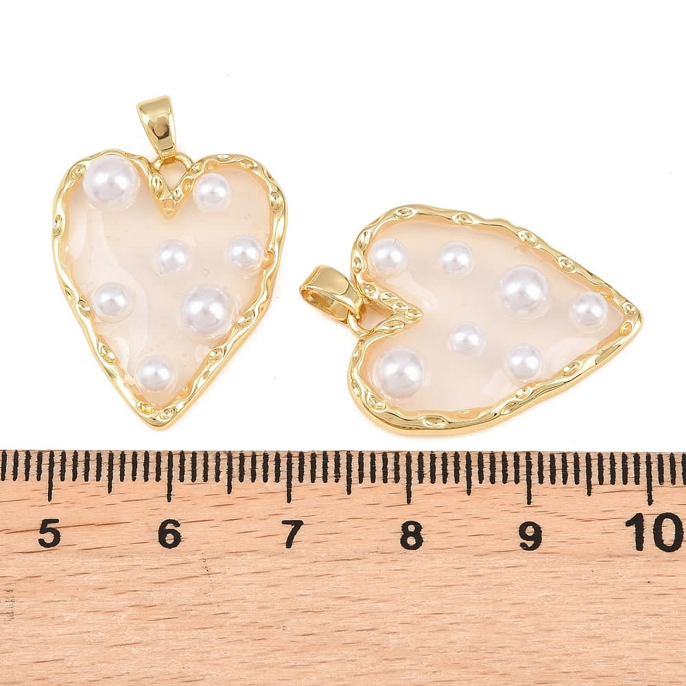 Dije colgante corazón resina perlas 25 mm baño de oro / unidad3
