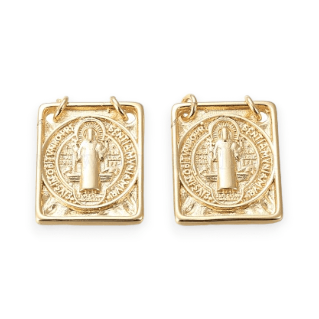 Dije escapulario San Benito 18.5 mm baño de oro / unidad2
