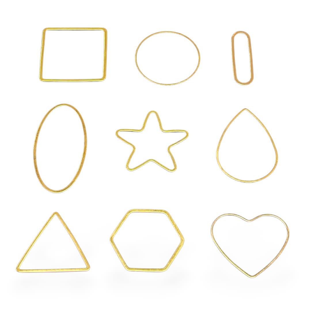 Figuras cerradas surtidas 20 mm aprox  baño oro / unidad1