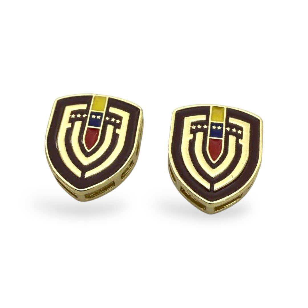 Dije pasador escudo vinotinto venezuela 18x15 mm baño oro / unidad1